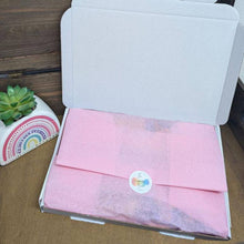 Load image into Gallery viewer, Mum To Be Package Gift Hamper featuring skincare, tea, and pampering items.
